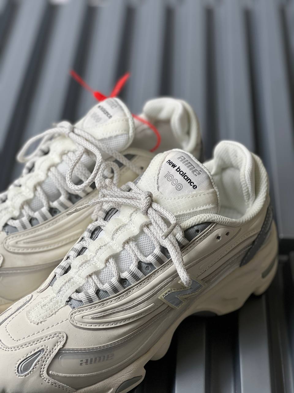 New Balance 1000 Blanca Beish