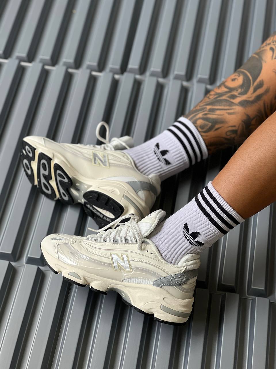 New Balance 1000 Blanca Beish