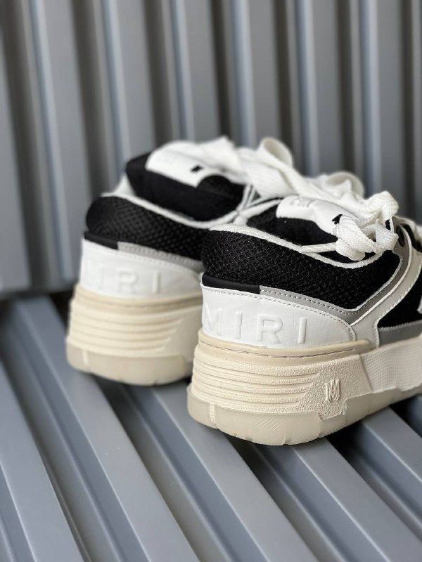 AMIRI blanca negra