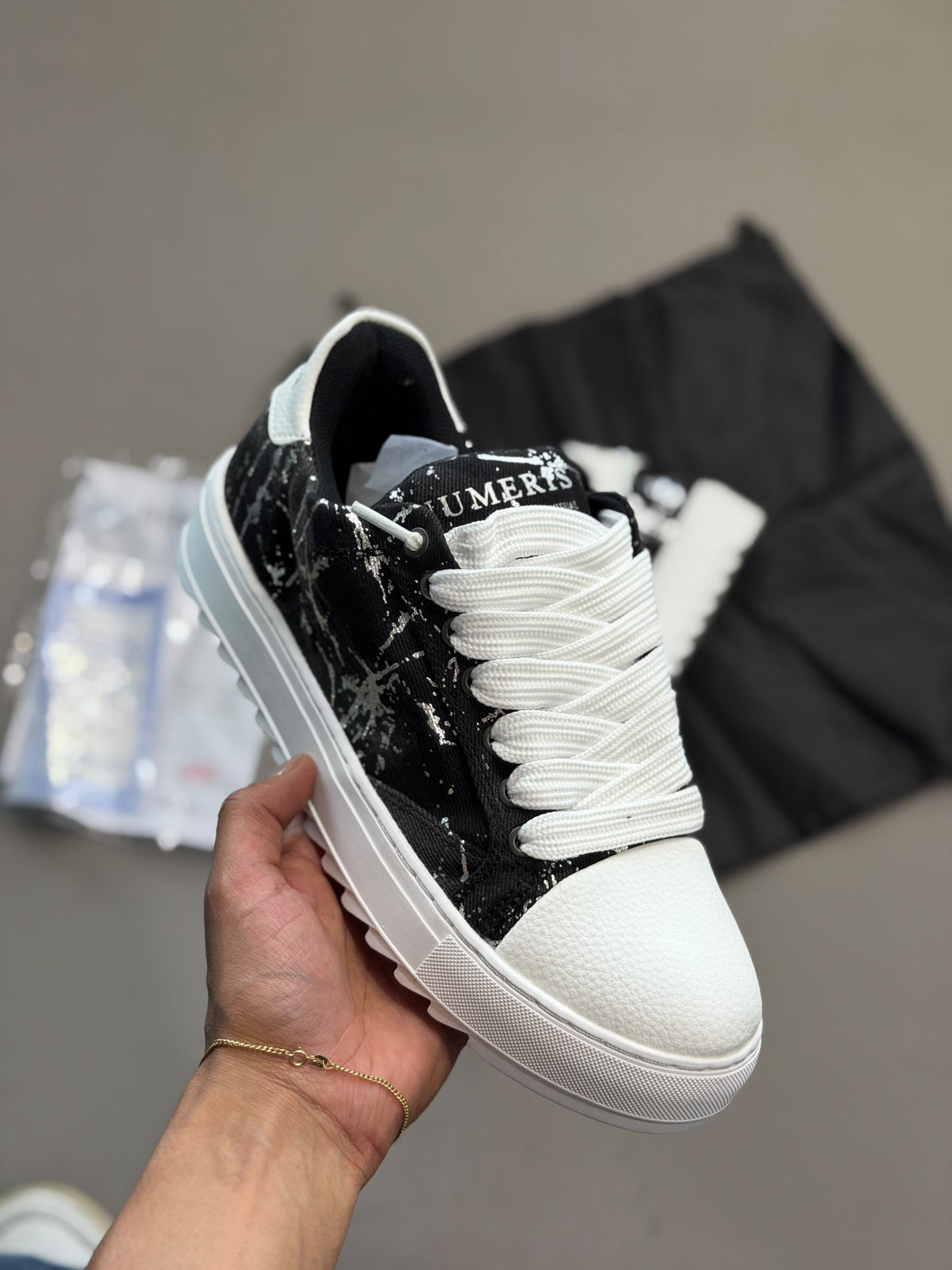 Numeris (Luxury)