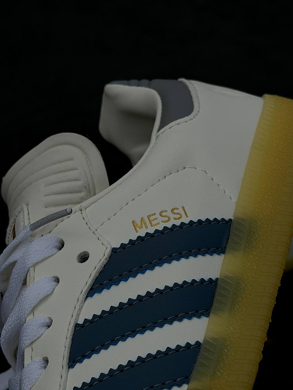 Adidas Samba x messi
