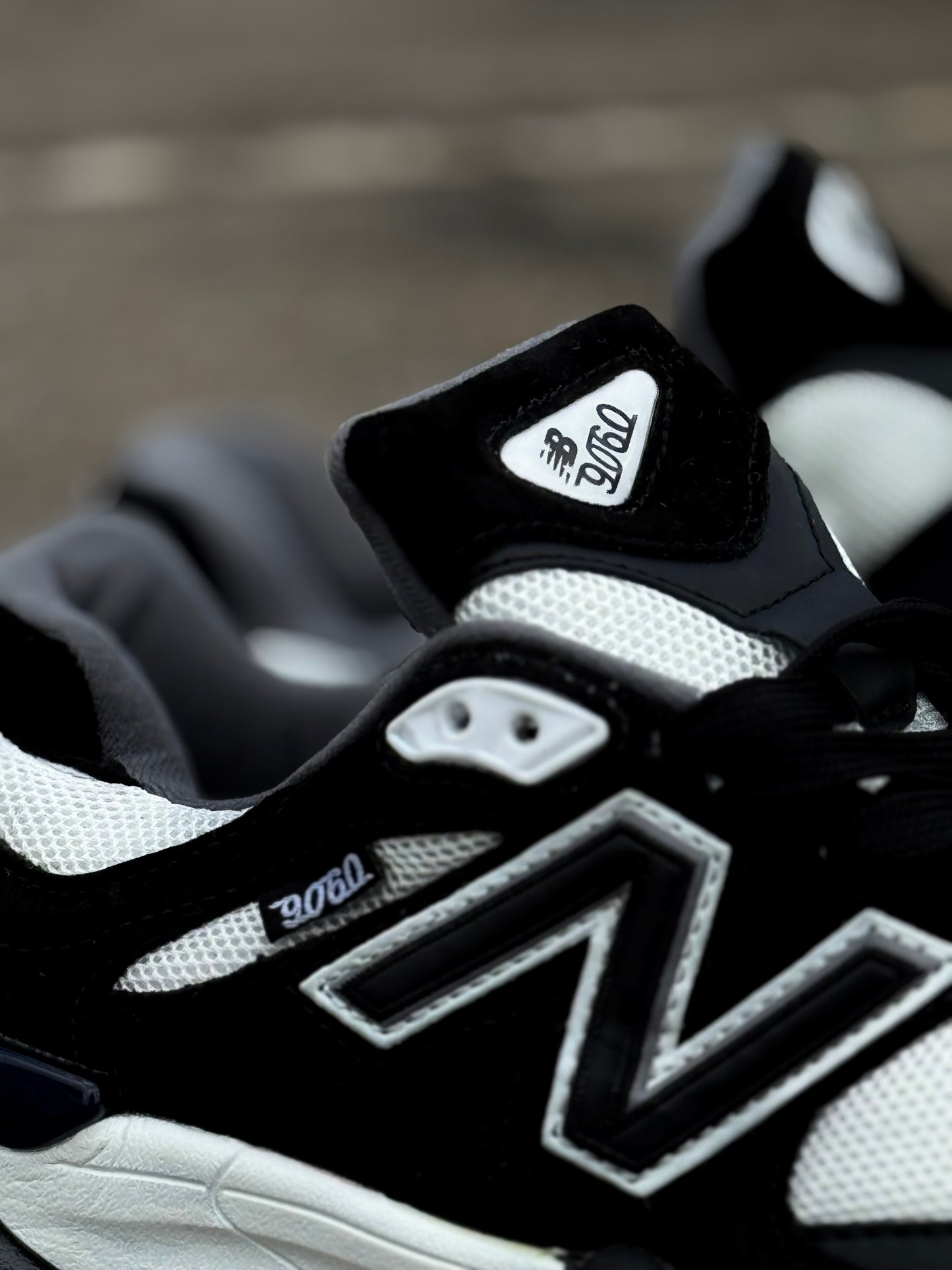 New Balance 9060 BlackxWhite