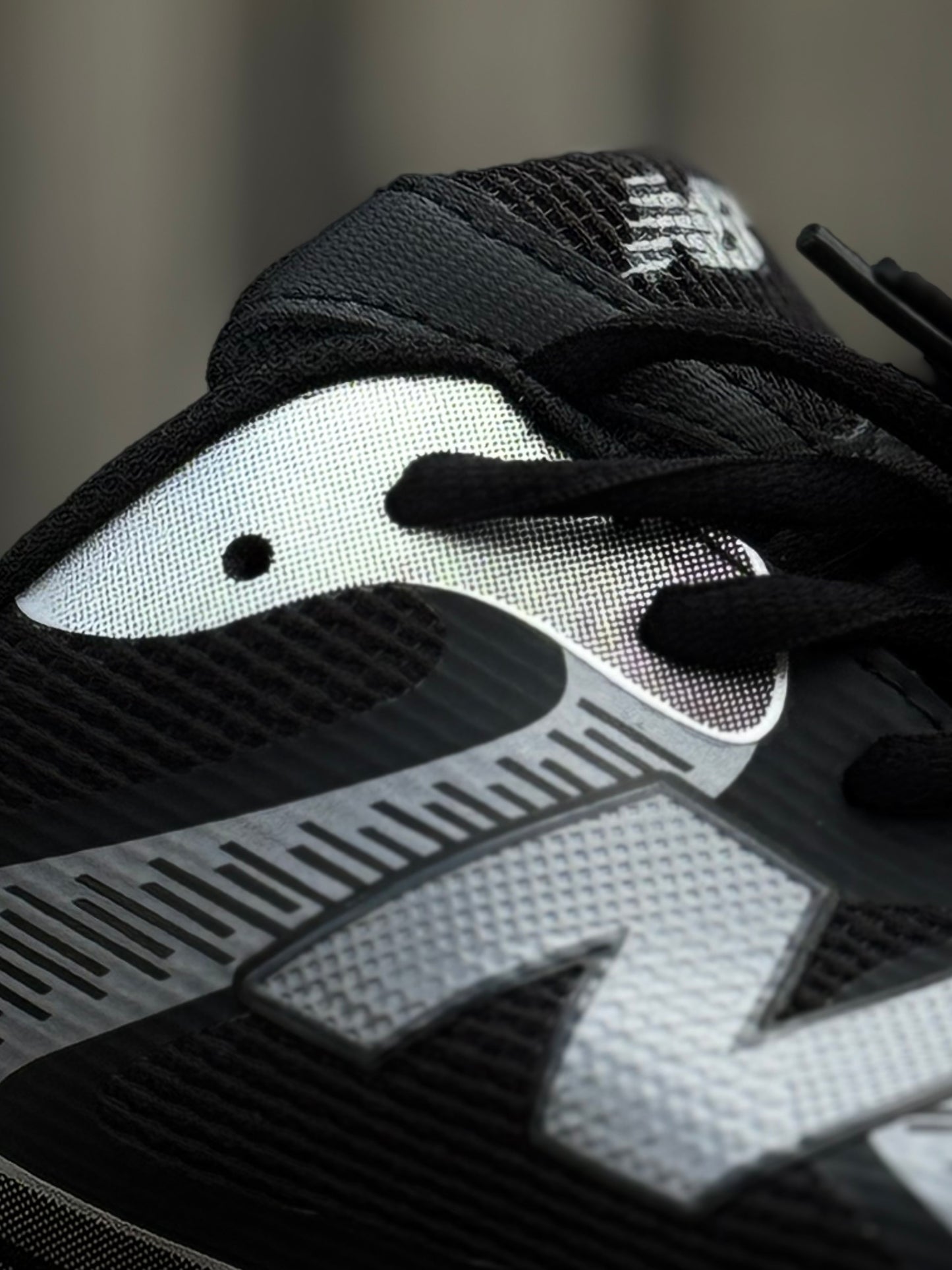 New Balance 2000 GrayxBlack