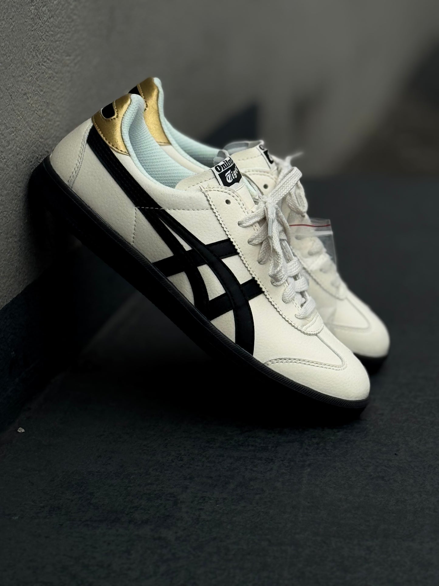 Onitsuka Tiger Tokuten