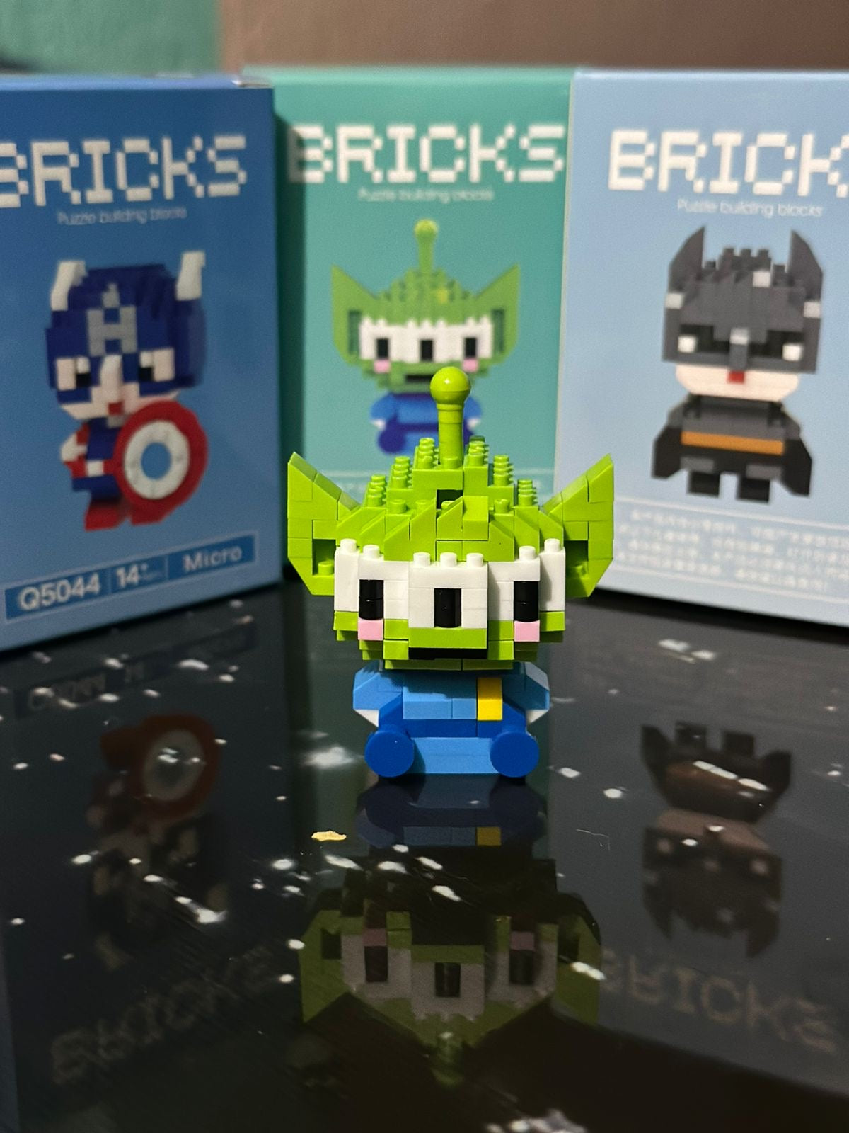 3 Legos bricks al azar