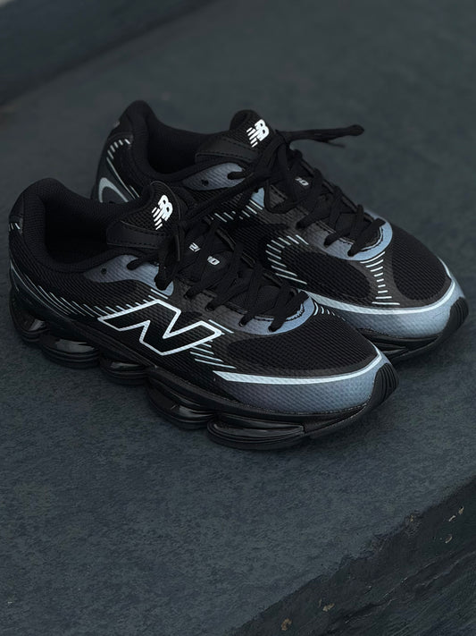 New Balance 2000 Negra