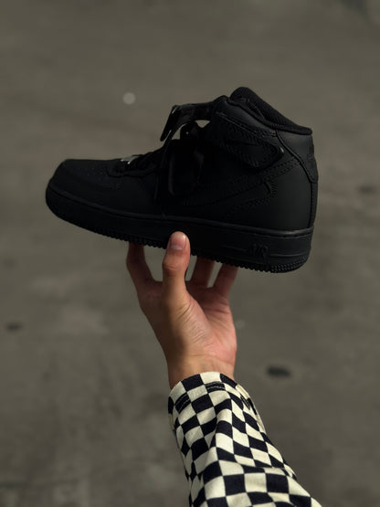 Nike Air Force One Black Bota