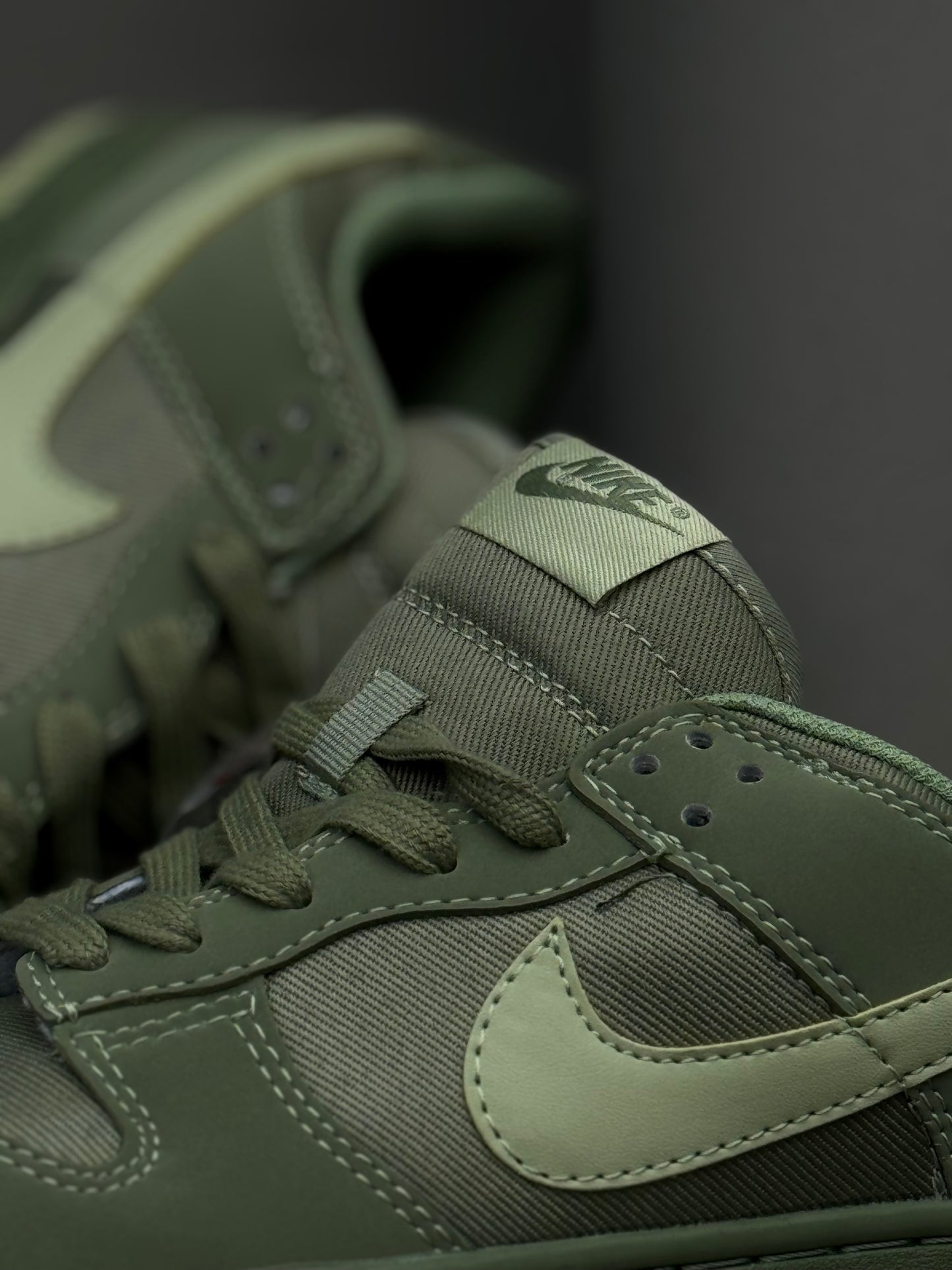 Nike Dunk Low Premium “Oil Green”