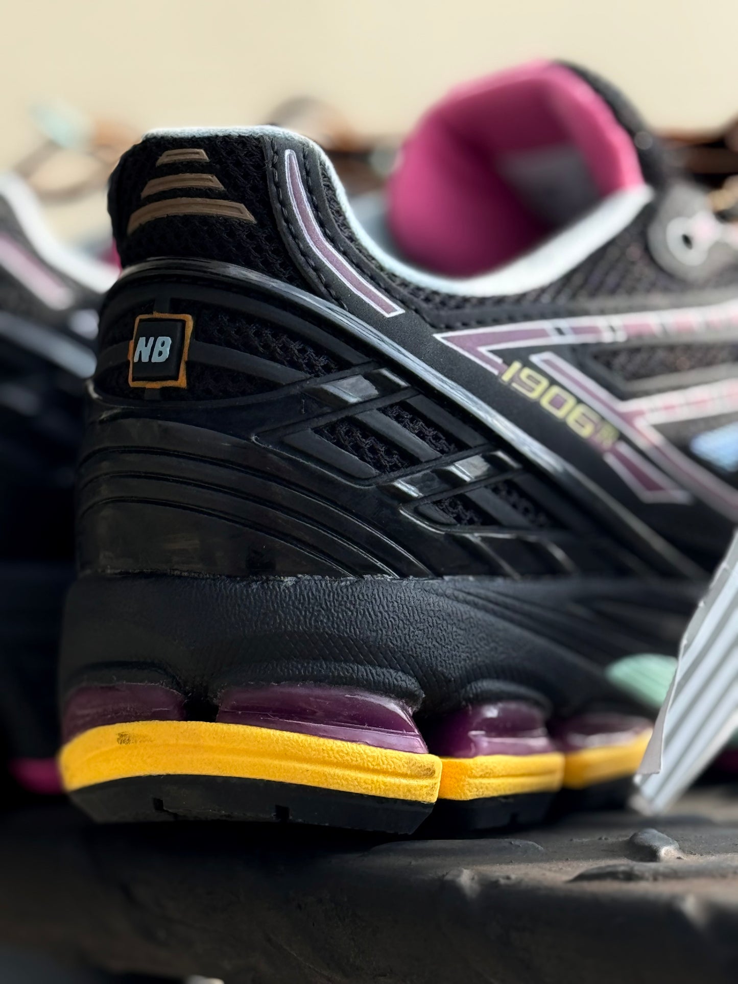 New Balance 1906R Neon Nights