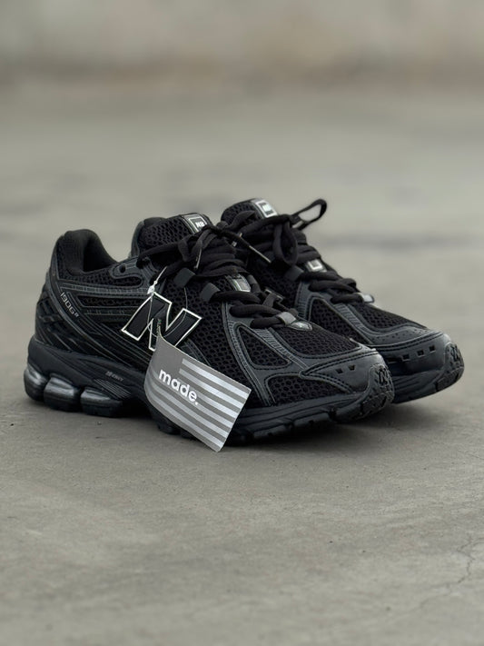 New Balance 1906R Negra