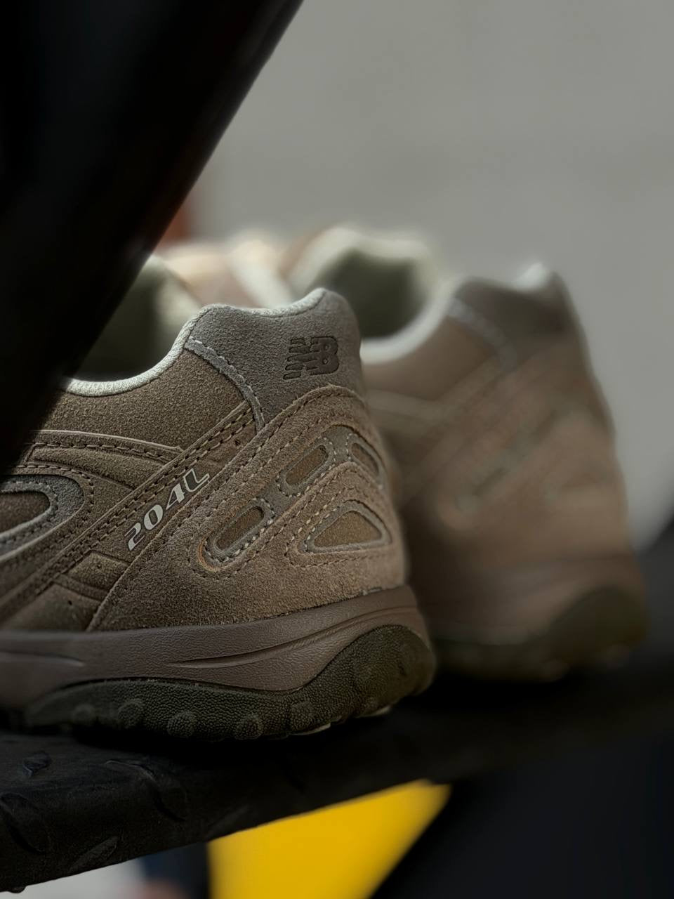 New Balance 204L Brown