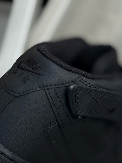 Nike Air Force One Black Bota