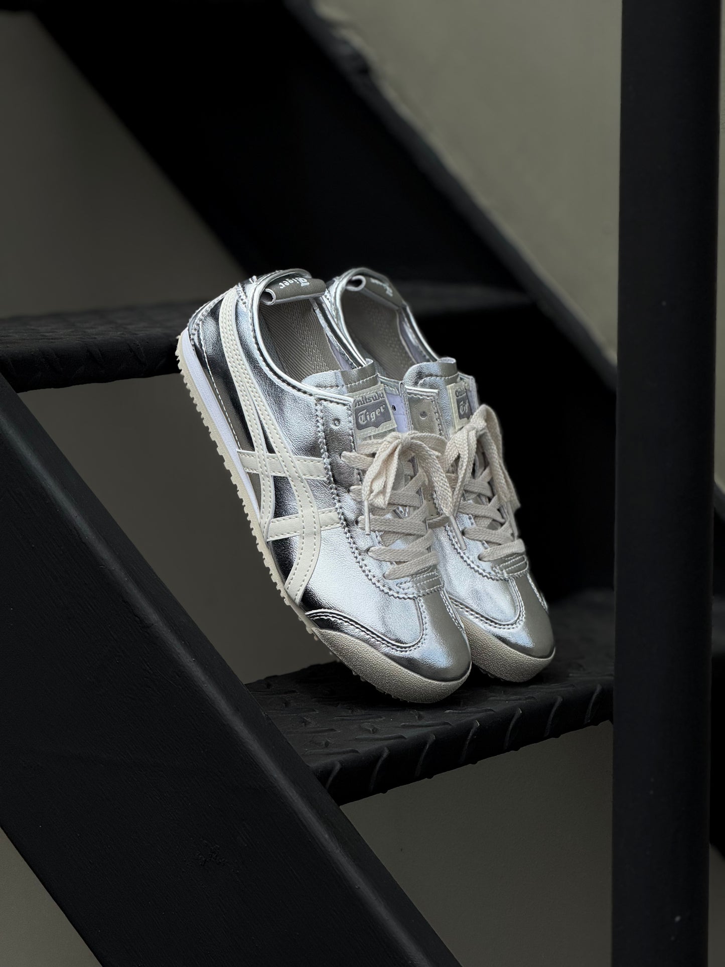 Onitsuka tiger Silver