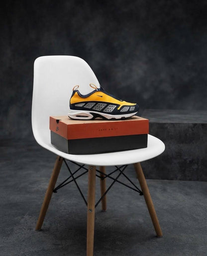 Nike air max sueder gold