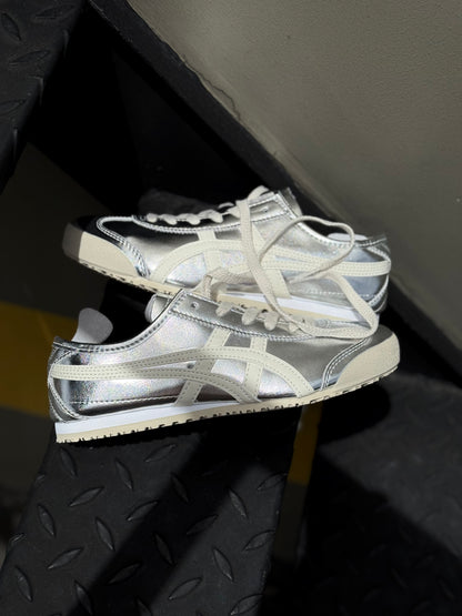 Onitsuka tiger Silver