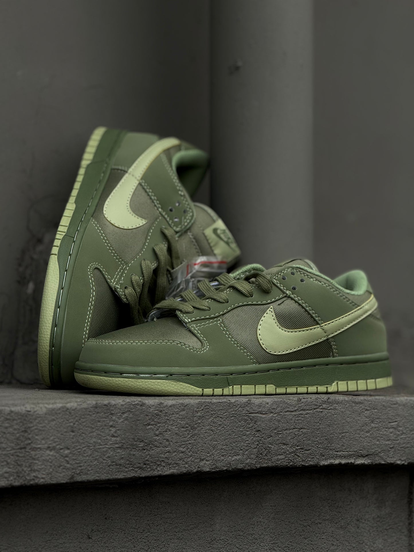 Nike Dunk Low Premium “Oil Green”