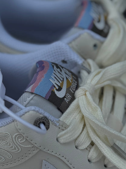 Nike Air Force 1 SE LNY