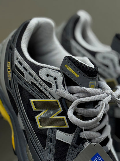 New Balance 1906U BlackxGray