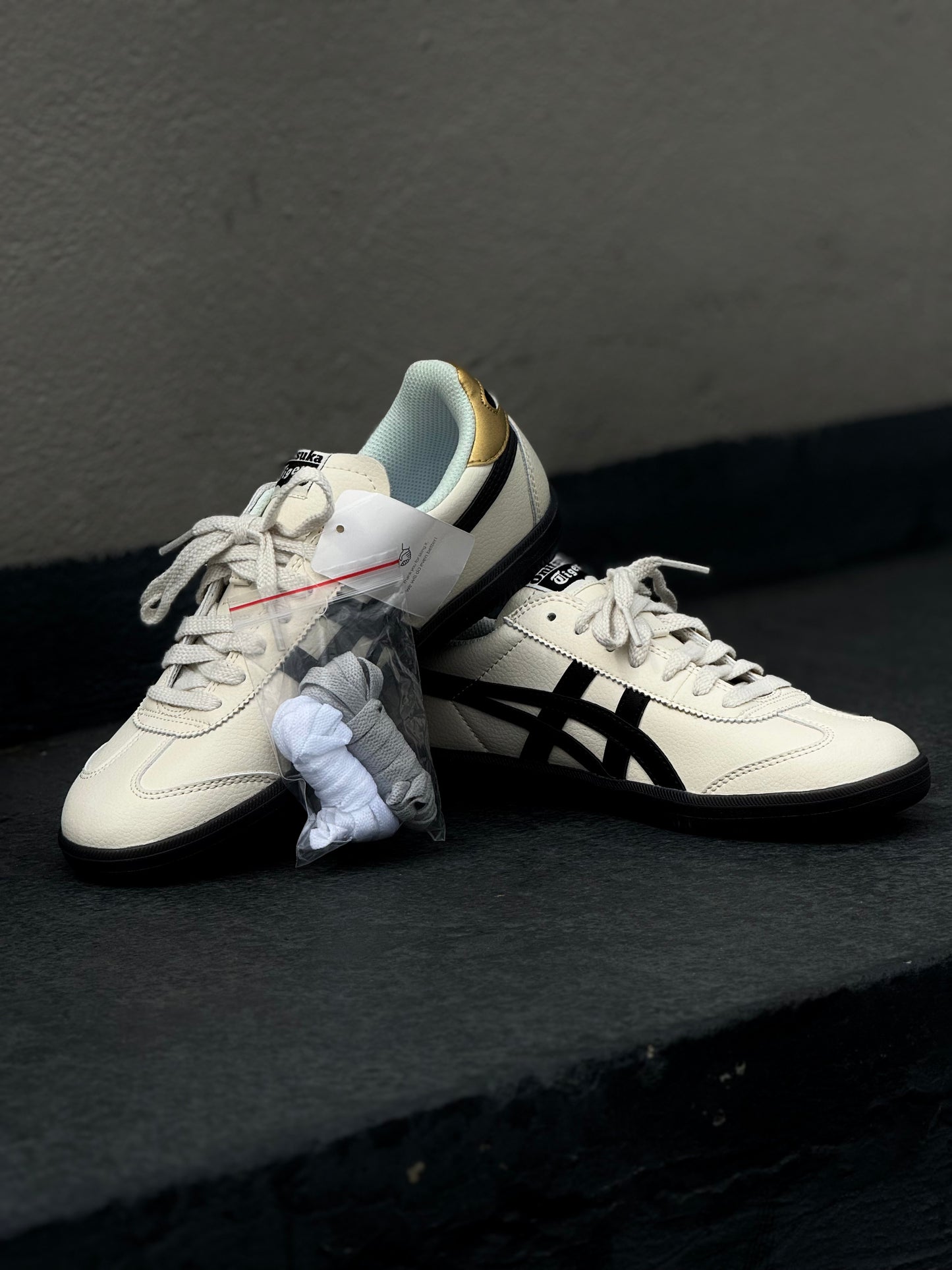 Onitsuka Tiger Tokuten