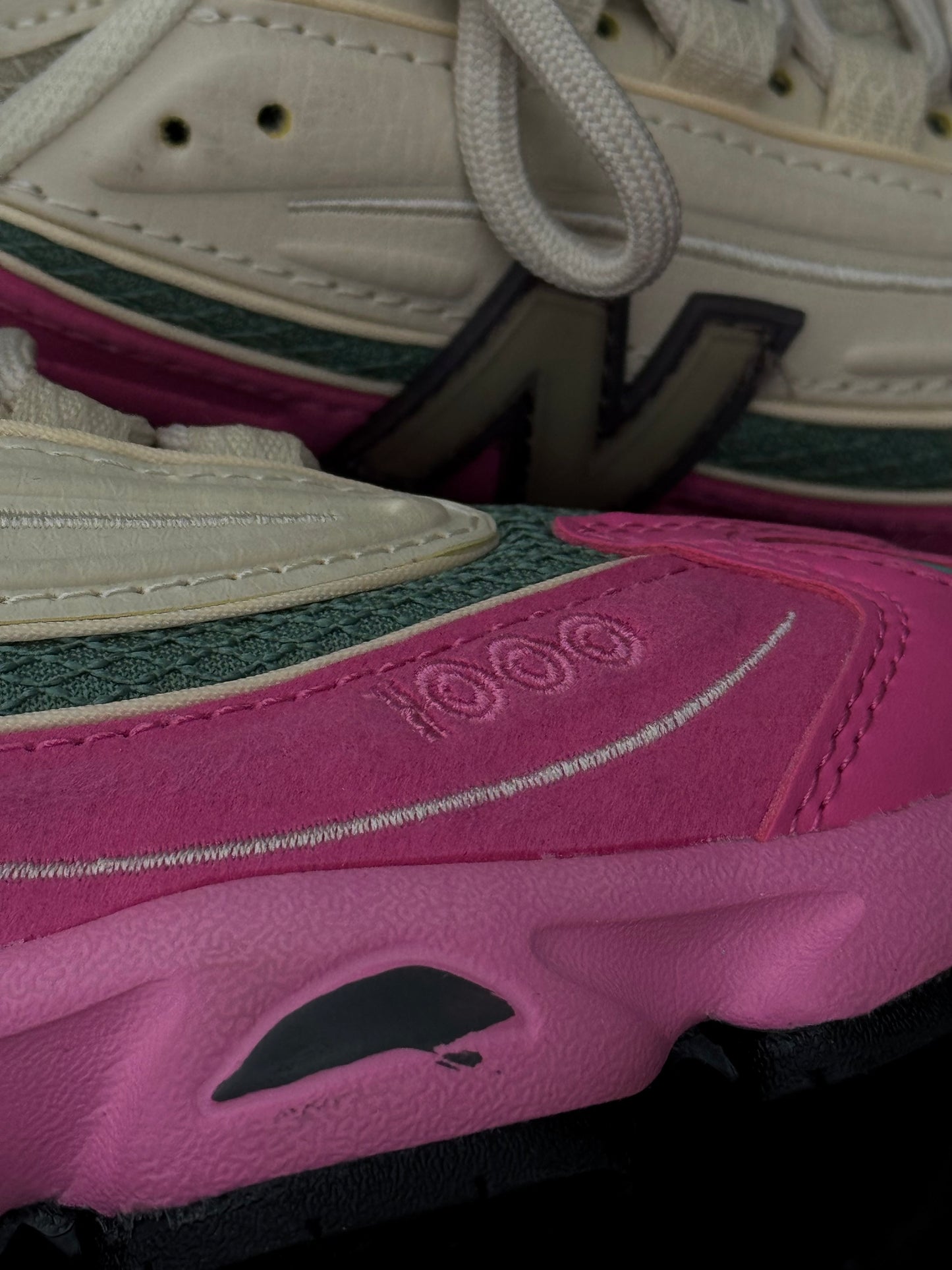 New Balance 1000 Beish Rosada