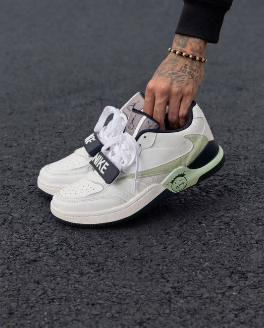 Nike x travis scott