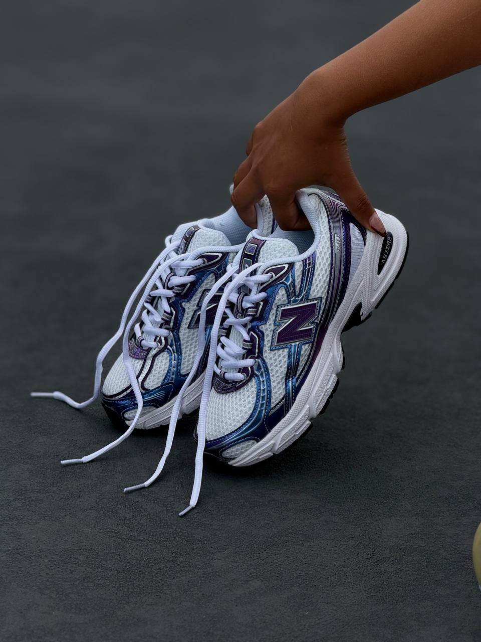 New Balance 740 purpure