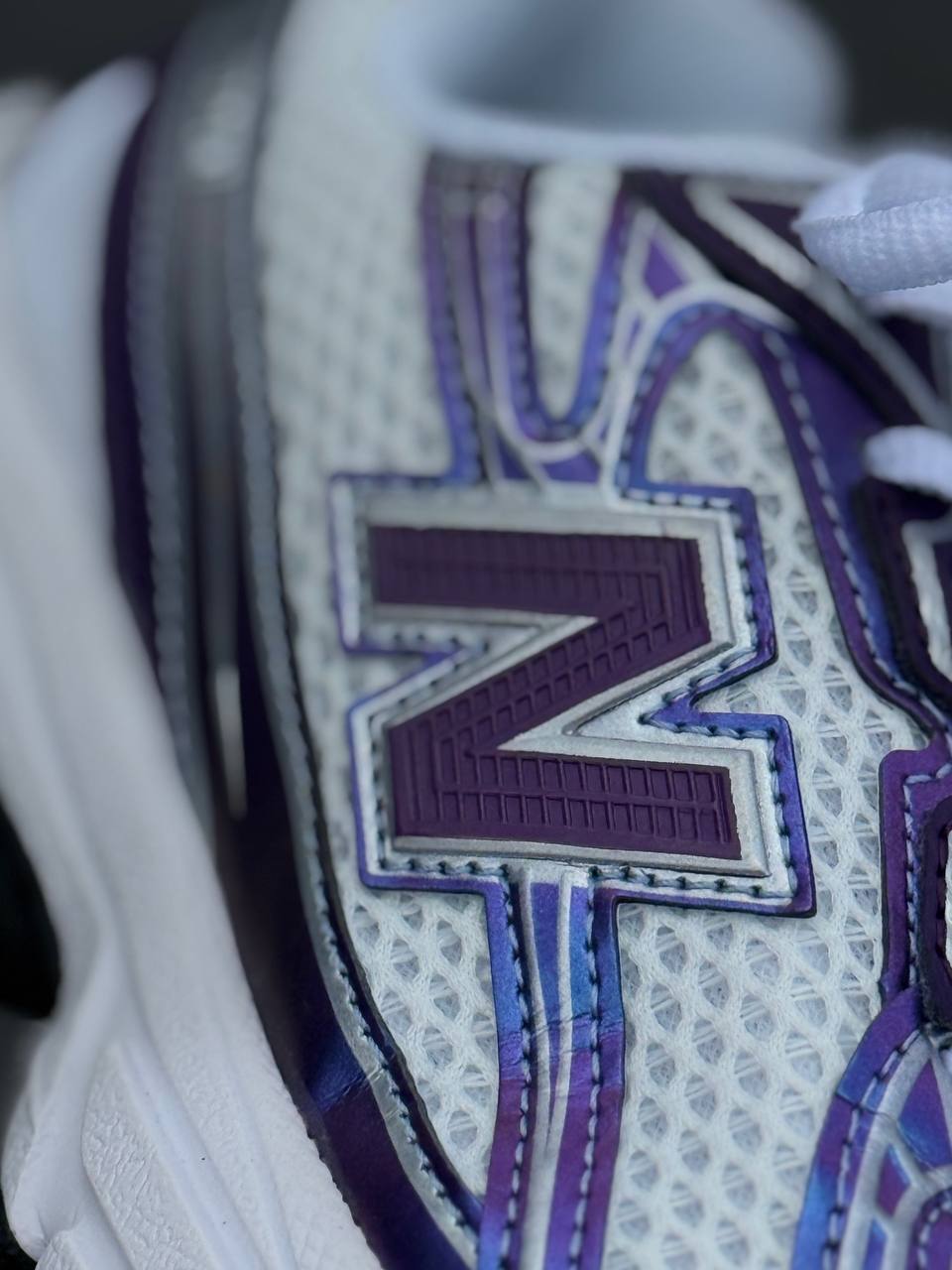 New Balance 740 purpure