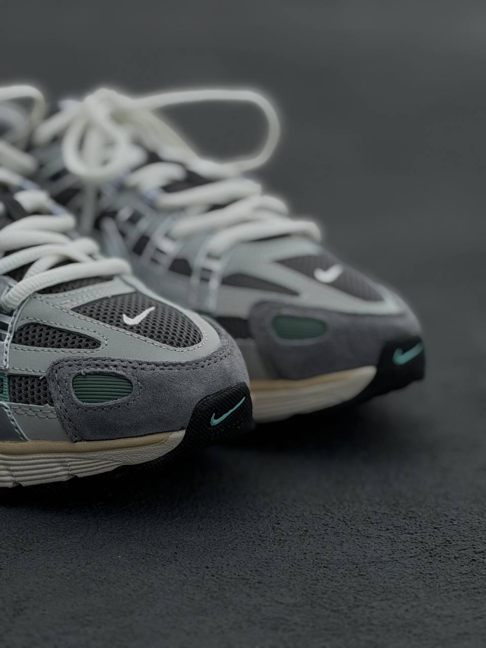 Nike p6000 verde/gris