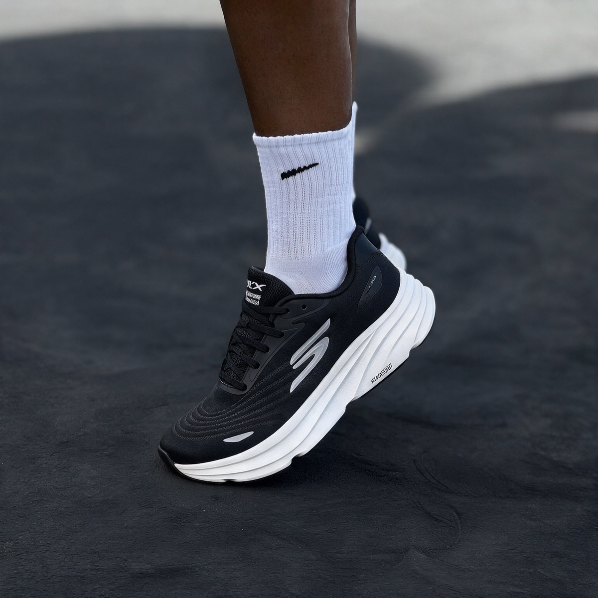 Skechers max