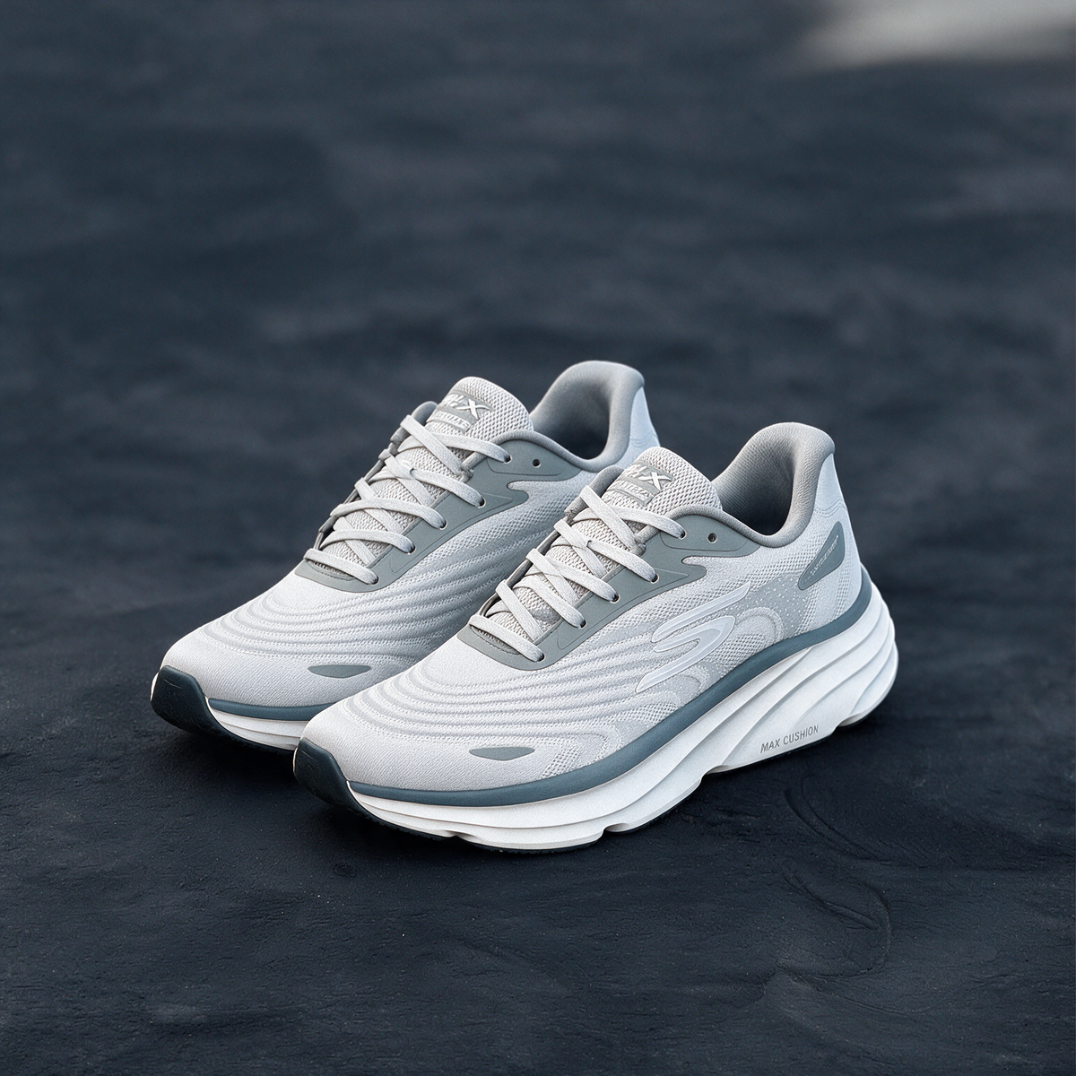 Skechers max