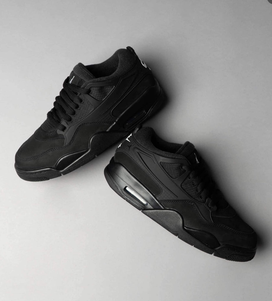 Jordan 4 low Negra