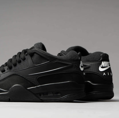Jordan 4 low Negra
