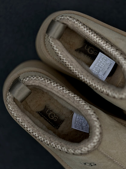 UGG Beig