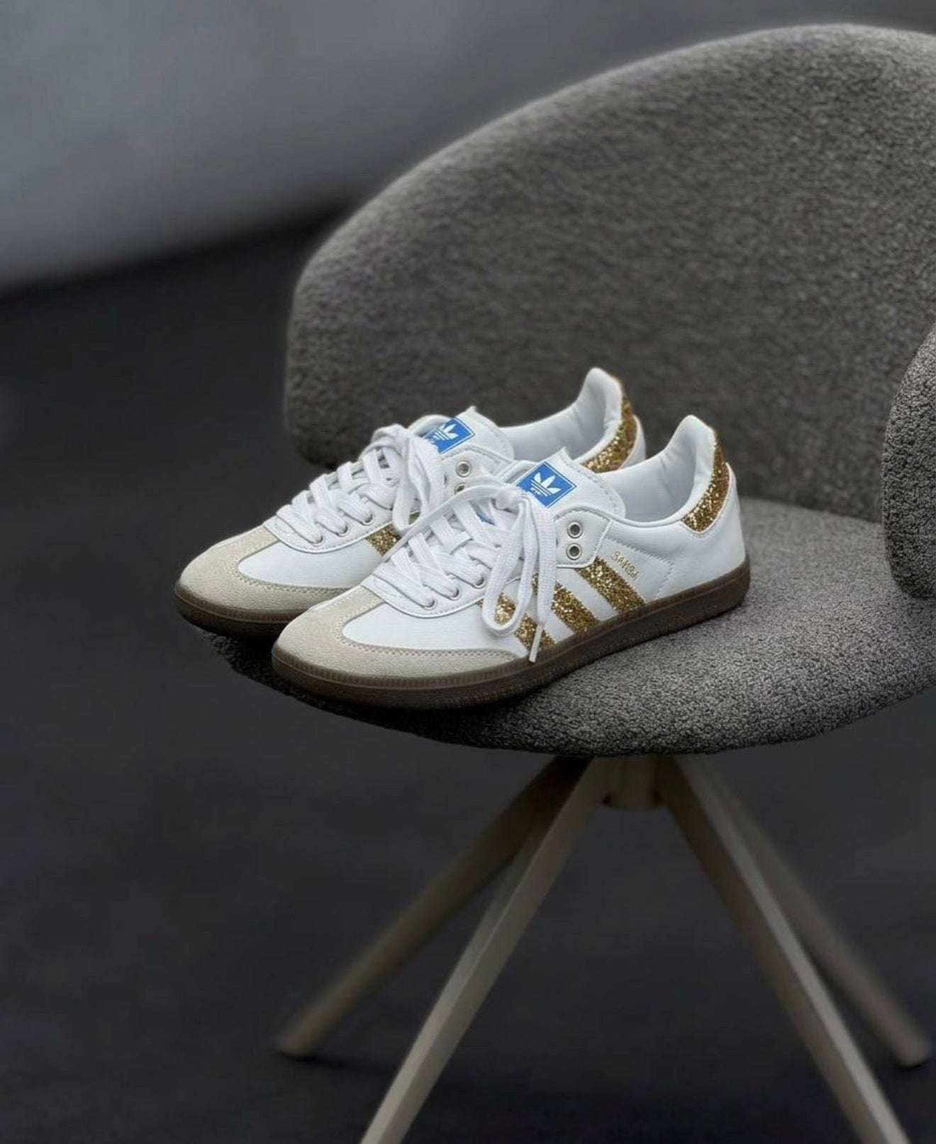 Adidas Samba Dorado brillante