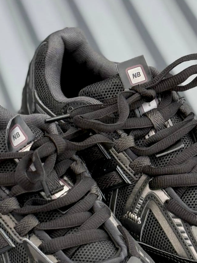 New Balance 1906A Negra