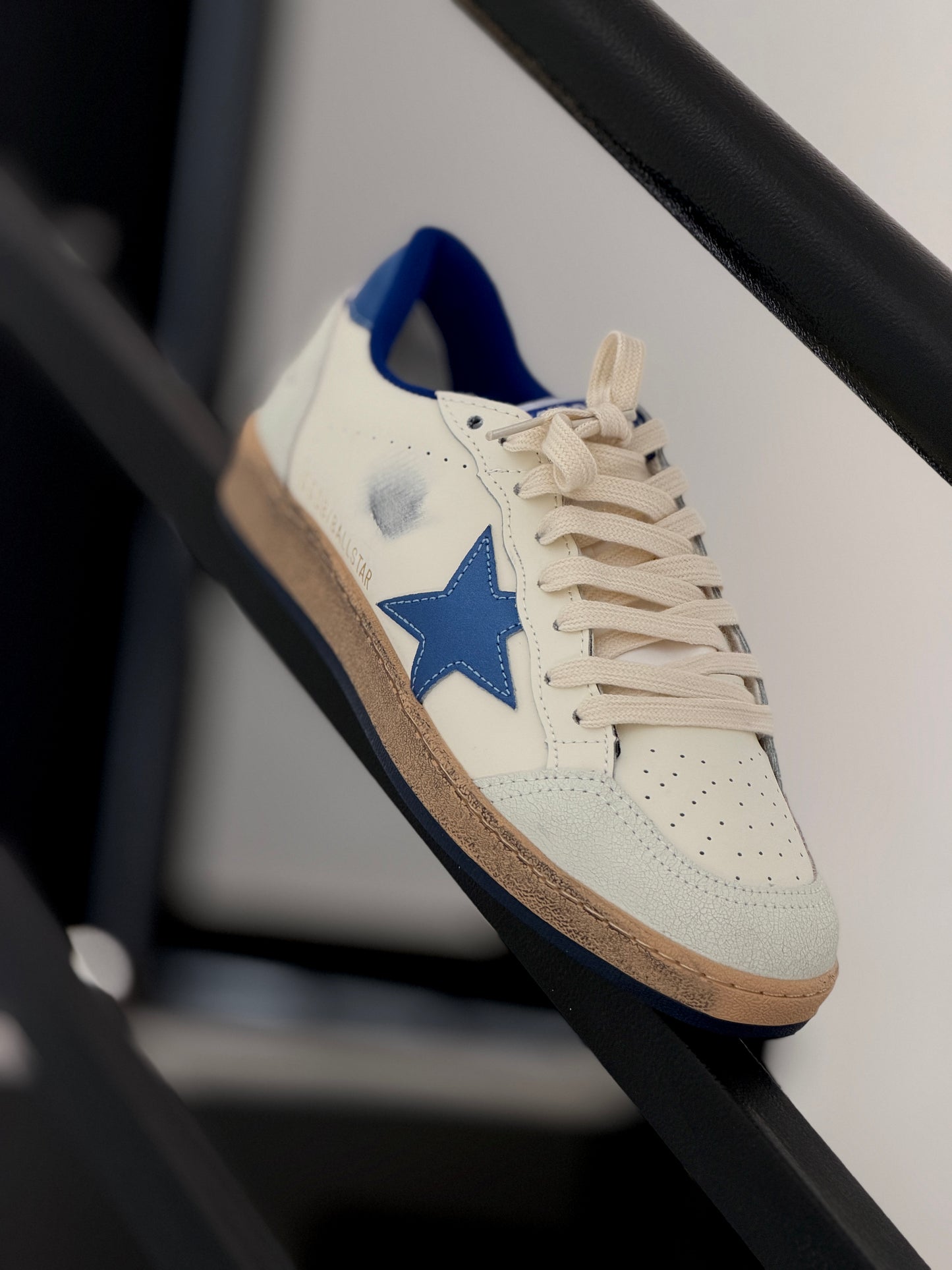 Golden goose Estrella azul