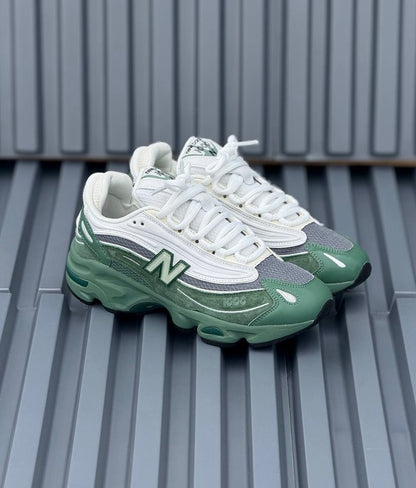 New Balance  1000 Verde