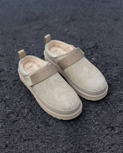 UGG