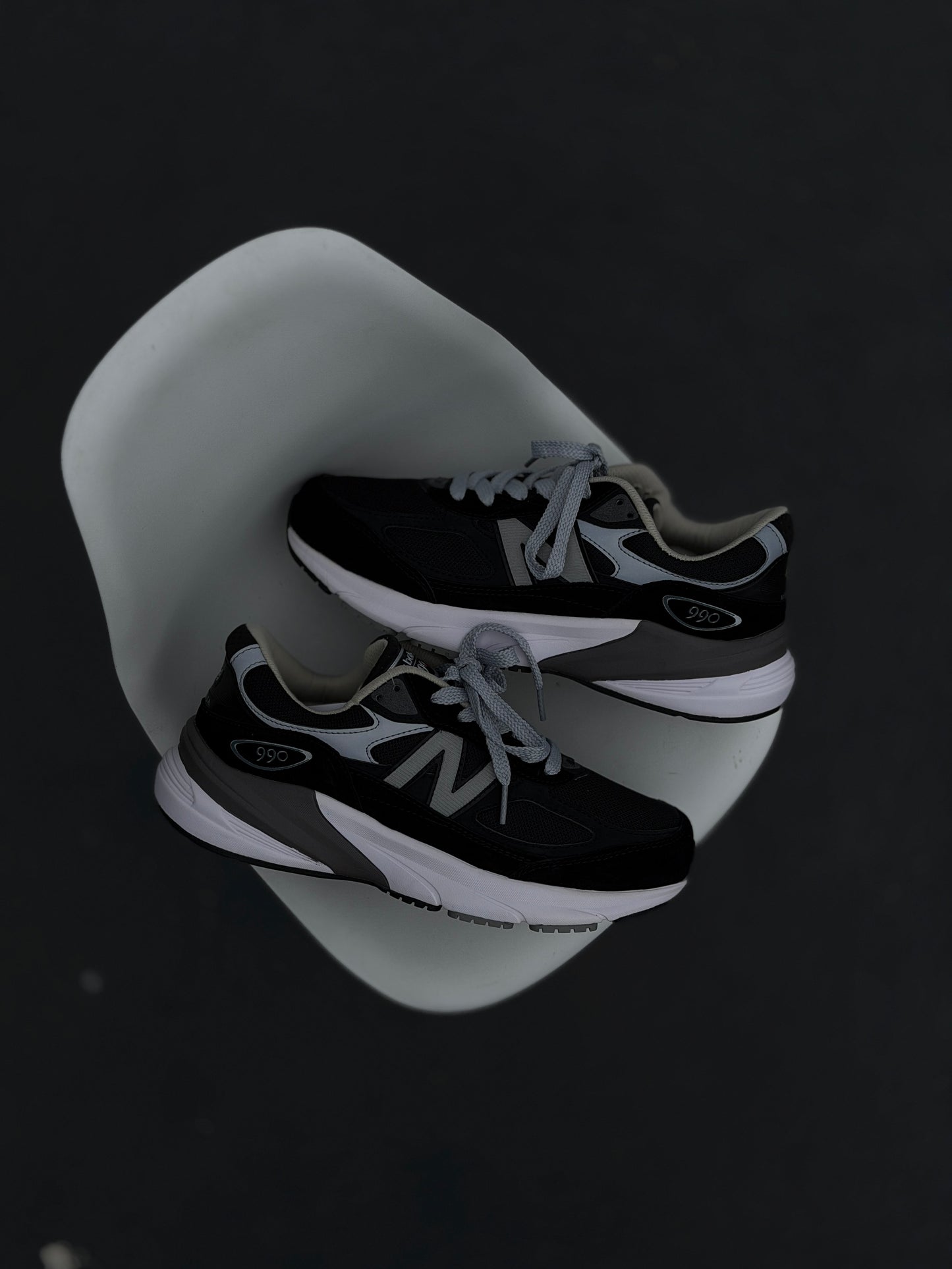 New Balance 990 V6 Black