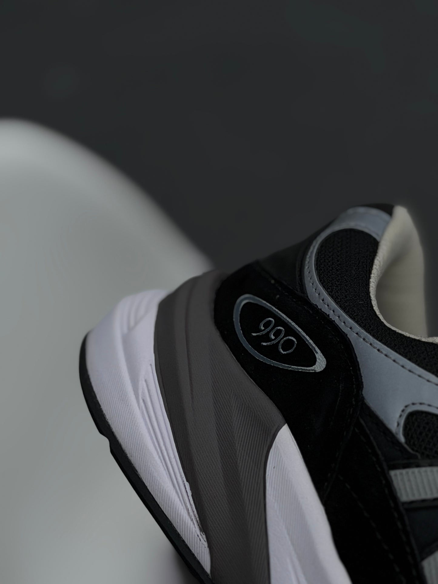 New Balance 990 V6 Black