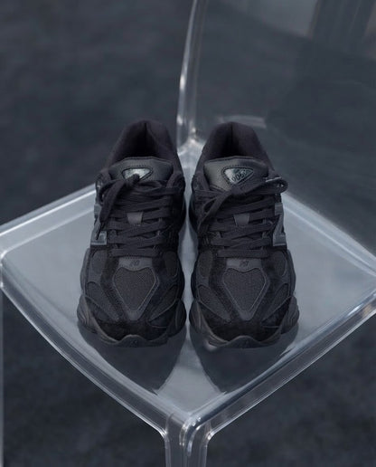 New Balance 9060 Negra