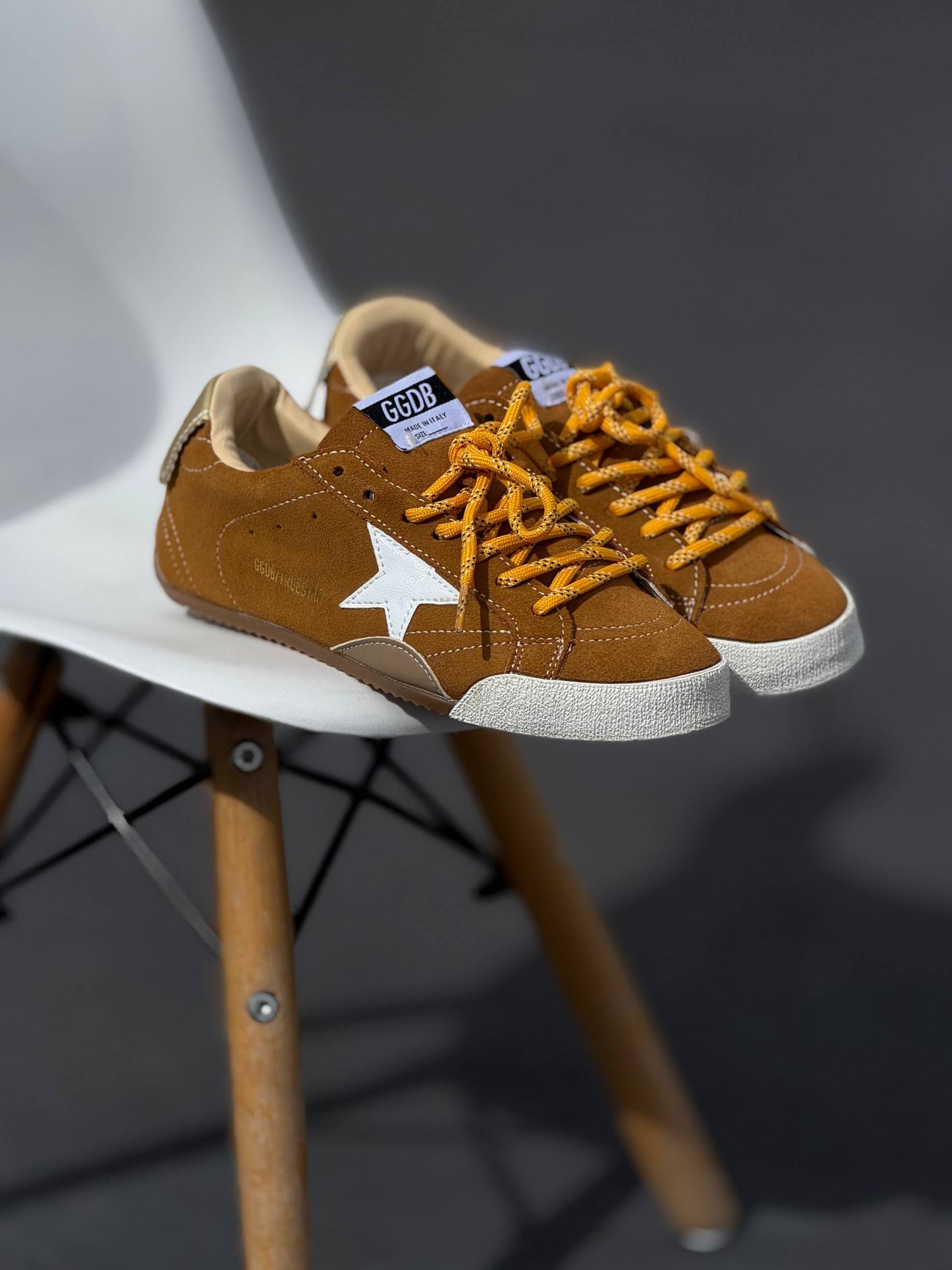 GOLDEN GOOSE TRUESTAR