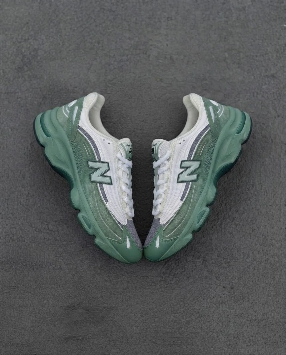 New Balance  1000 Verde