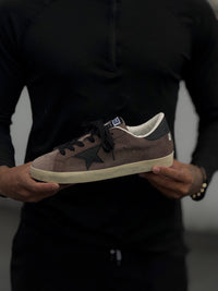 GOLDEN GOOSE