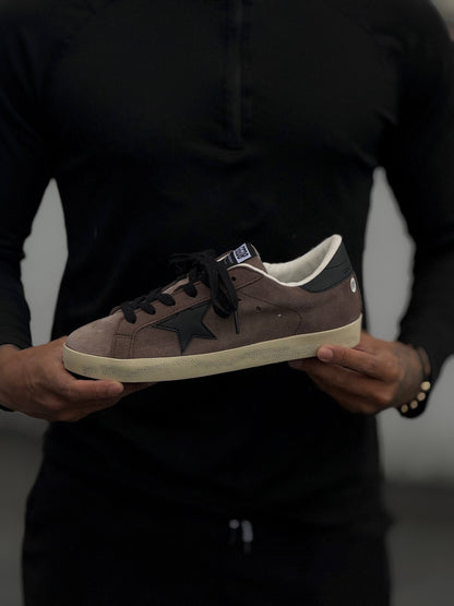GOLDEN GOOSE