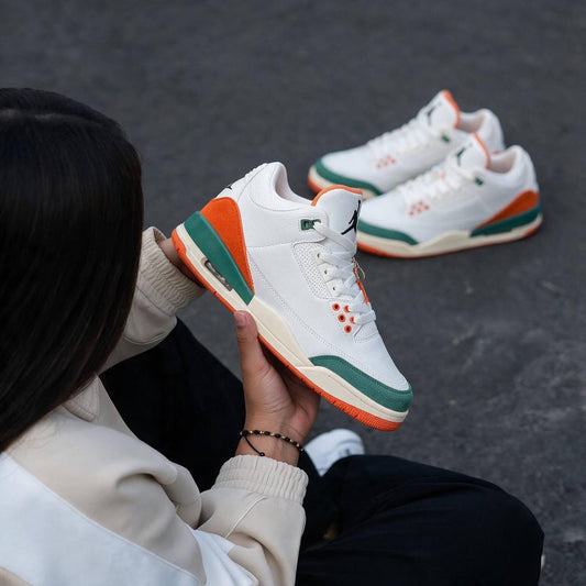 JORDAN RETRO3 SOLEFLY
