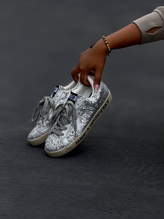 GOLDEN GOOSE SUPERSTAR