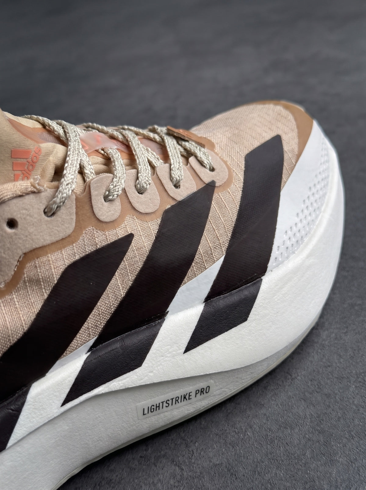 Adidas Adizero Evo SL ATR Beige Caramelo Negra
