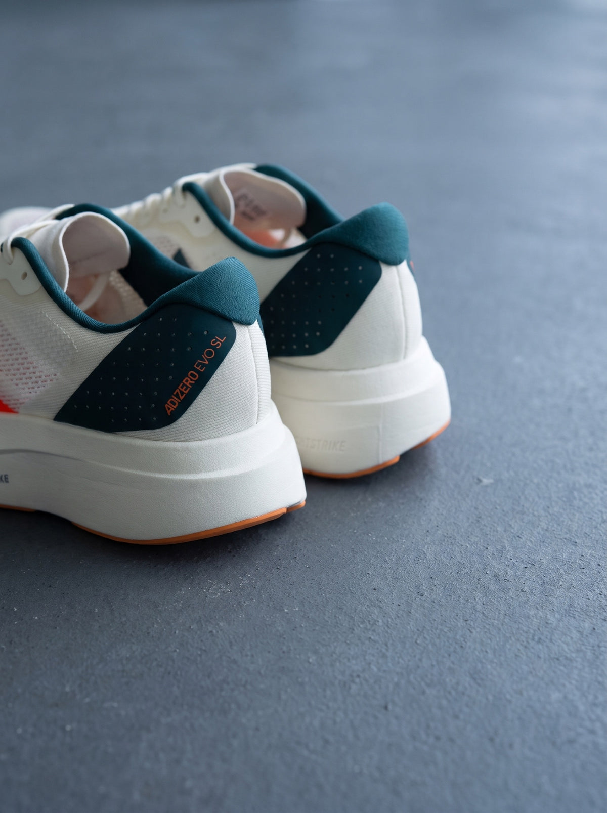 Adidas Adizero Evo SL Crema Naranja Verde