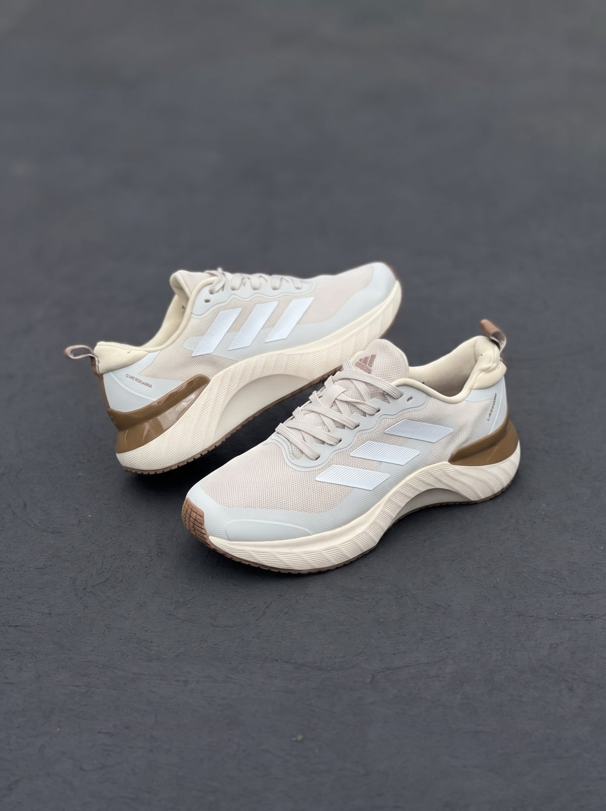 Adidas Supermagma Eterno Beige Café